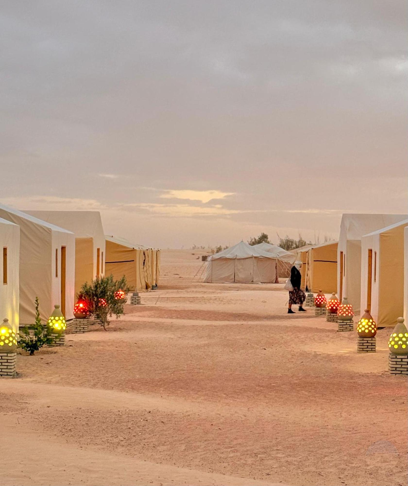 Luxury Camp Dunes Insolites Sabria 外观 照片